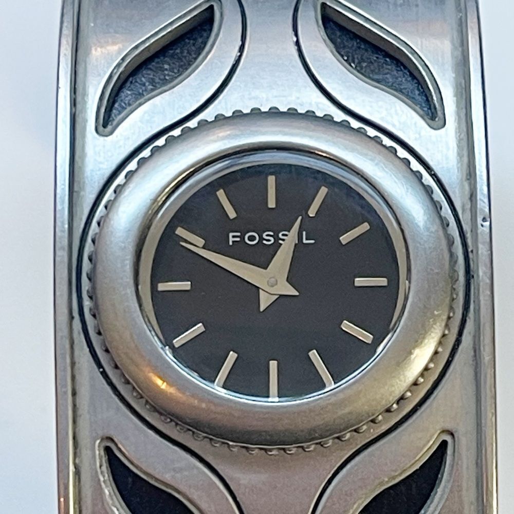 Fossil Leather metal cuff bracelet watch Vintage. - Picture 5 of 11